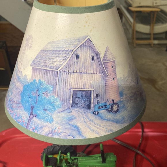 Lamp - Picture 2 of 3